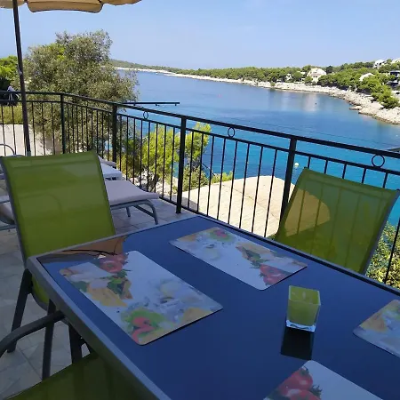 Konukevi Roko With Sea View 1273 Primošten